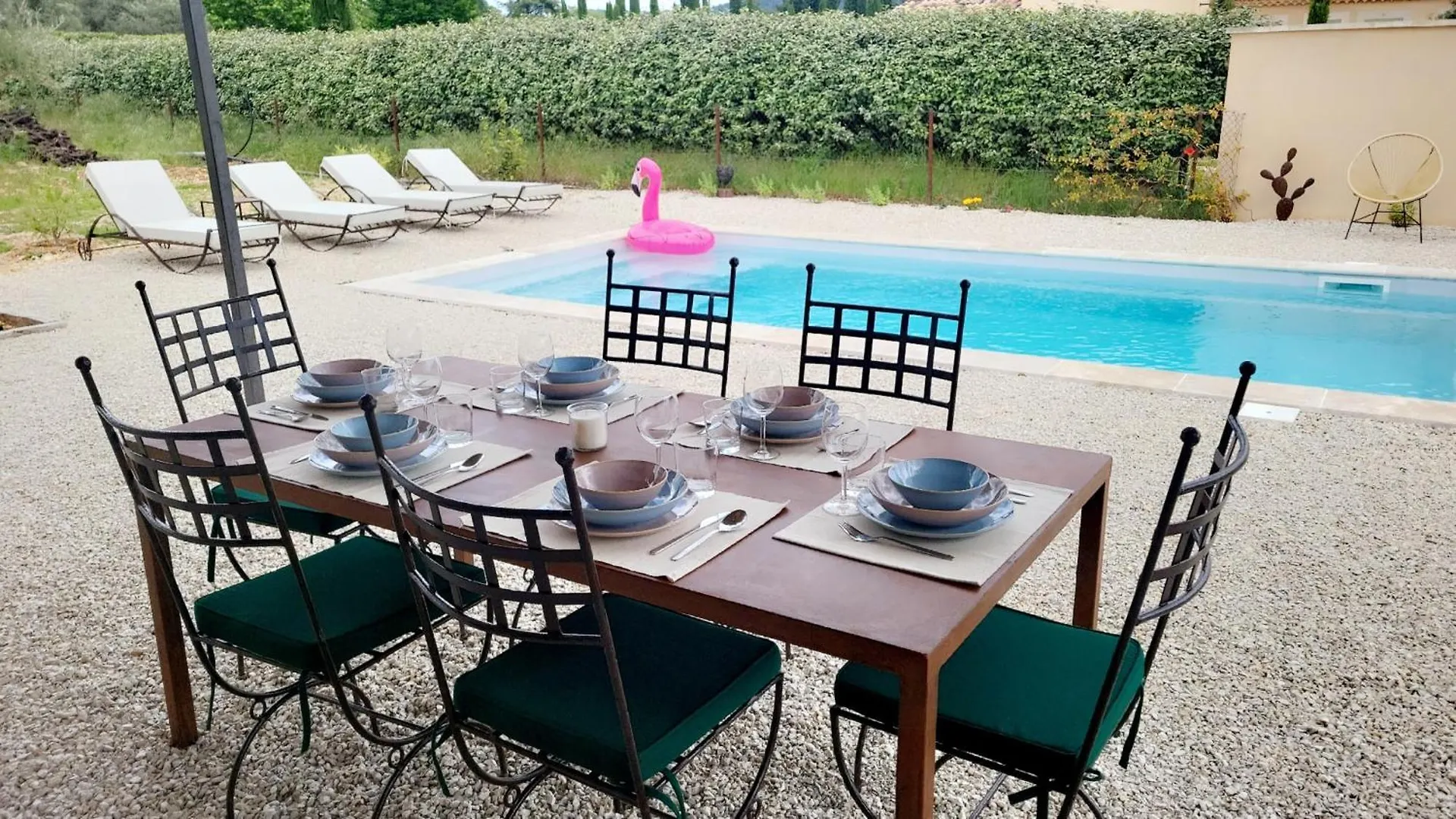 La Villa Elissia En Luberon Saint-Saturnin-lès-Apt 0*,  Francia